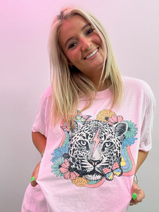 Pink Floral Leopard Graphic Tee- Curvy, graphic, LEOPARD, leopard graphic tee, LEOPARD PRINT, Tops-Ace of Grace Women's Boutique