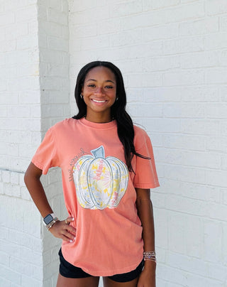 Happy Fall Y’all CC Tee- curv,Curvy,FALL,HALLOWEEN,pumpkin,pumpkins,Seasonal,thanksgiving,thanksgiving shirt,Tops-Ace of Grace Women's Boutique