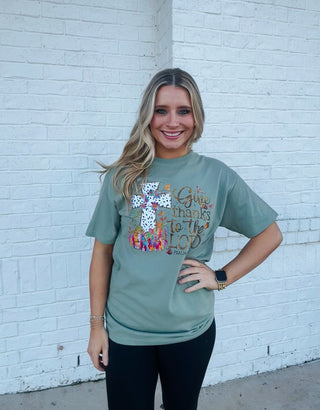 Give Thanks to The Lord Graphic Tee- clothing,Day Thanksgiving,graphic,graphic T-shirt,GRAPHIC TEE,Graphic Tees,graphic tshirt,Seasonal,thanksgiving,thanksgiving shirt,Tops-Ace of Grace Women's Boutique