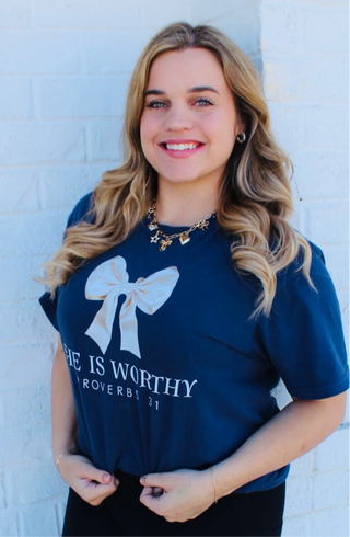 Hannah Lane - She is Worthy Comfort Colors T-Shirt- Curvy,Hannah,Hannahlane,Tops,Worthy-Ace of Grace Women's Boutique
