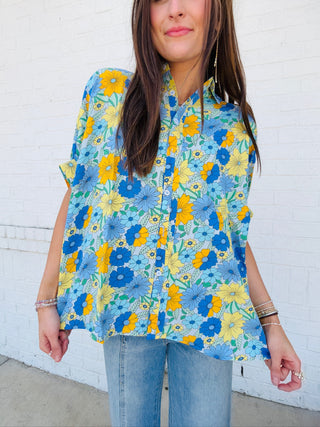 Blue Floral Dolman Top- Curvy,floral,floral pattern,FLORAL TOP,florals,summer,summer shirt,SUMMER TOP,Tops-Ace of Grace Women's Boutique