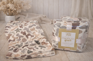Madelynn Grace Luxe Blanket - Camo- blanket,camo,Camouflage,GIFT,gift idea,GIFT IDEAS,gifts,Madelynn,MadelynnGrace,men,MEN GIFTS,MEN'S GIFTS,SOFT,soft blanket,throw blanket-Ace of Grace Women's Boutique