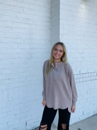 Oversized Henley Sweater- Curvy, Hacci, Henley, oversized, oversized sweater, oversized sweatshirt, OVERSIZED TEE, OVERSIZED TOP, SOFT, soft shirt, SOFT TEE, soft top, Softstream, Softstreme, Tops-Ace of Grace Women's Boutique