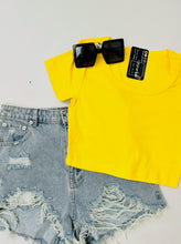 Ribbed Cropped Tee